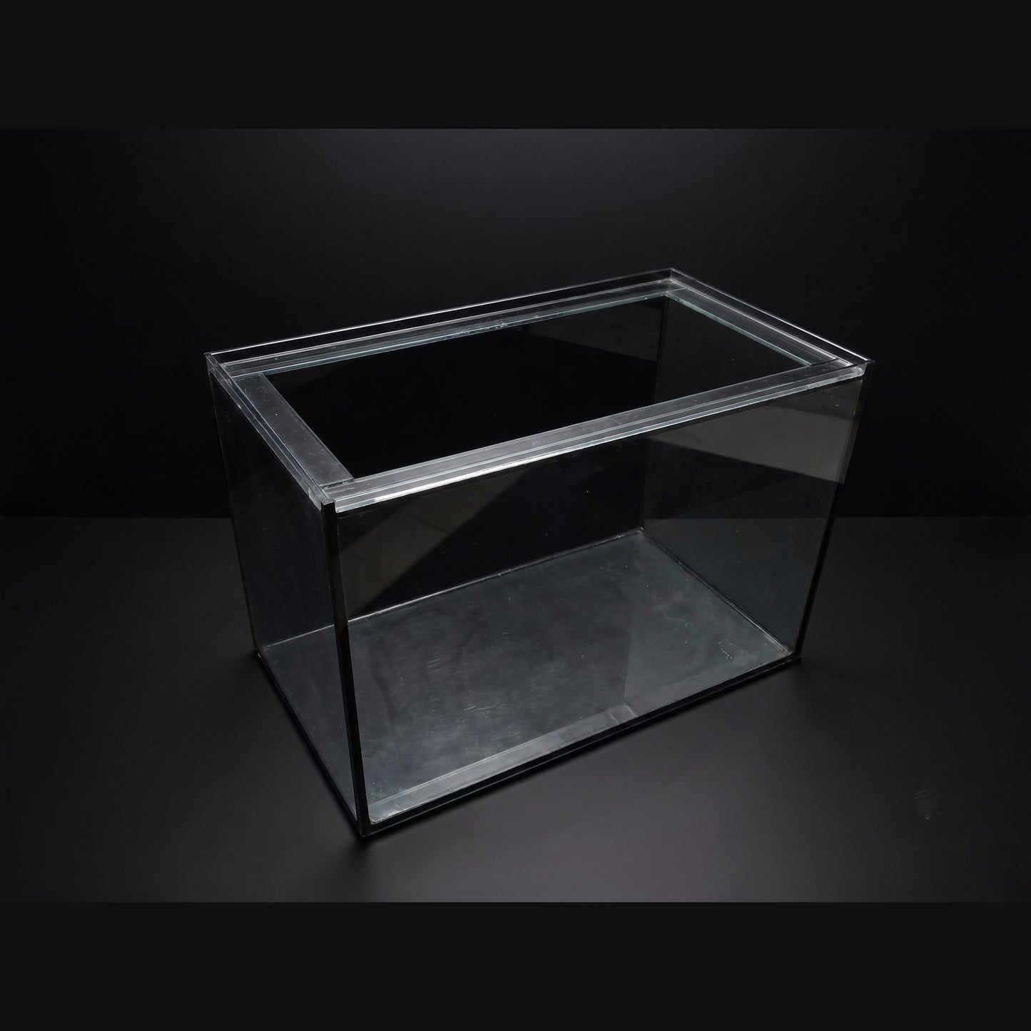 【特選中古】ガラス水槽 52×30×35cm（フランジ・キャノピー付き）